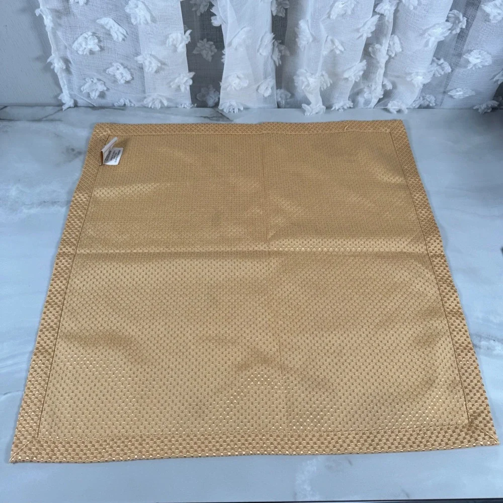 Waterford set cloth
